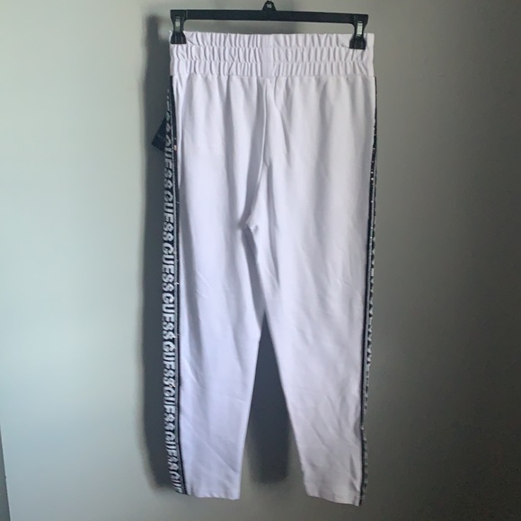 NWT Guess Ladies White & Black Pants - Picture 5 of 5